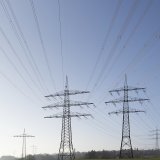 Le total du bilan de Swissgrid a augmenté à 4,2 milliards en 2023, notamment en raison des tâches supplémentaires dans le domaine des réserves d'électricité (photo d'illustration). KEYSTONE/GAETAN BALLY